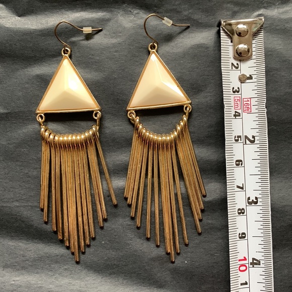 Triangle bohemian Earrings - Picture 2 of 3